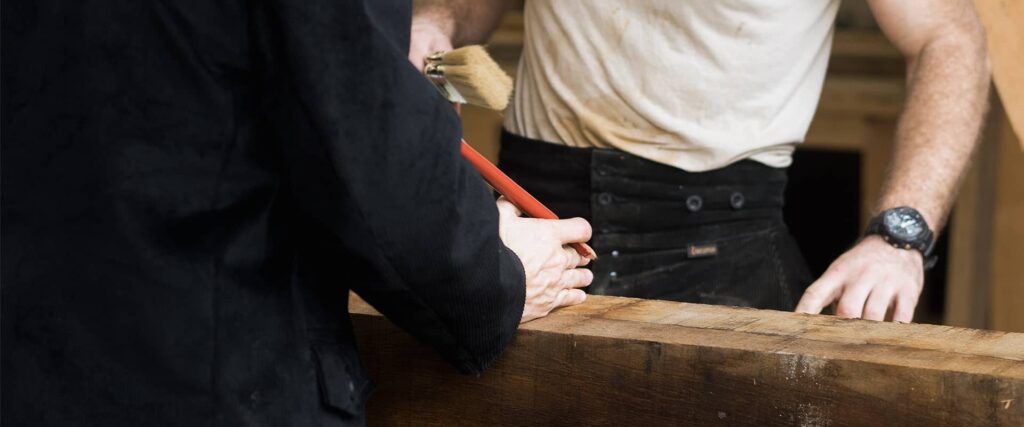 Un pantalon de travail traditionnel